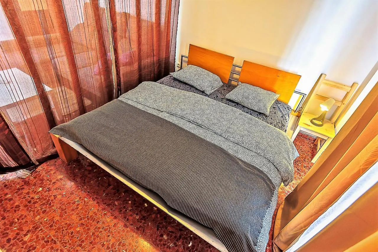 Misericordia Central 4-Bedroom Apartment With Lift El Puerto de Santa Maria Spain