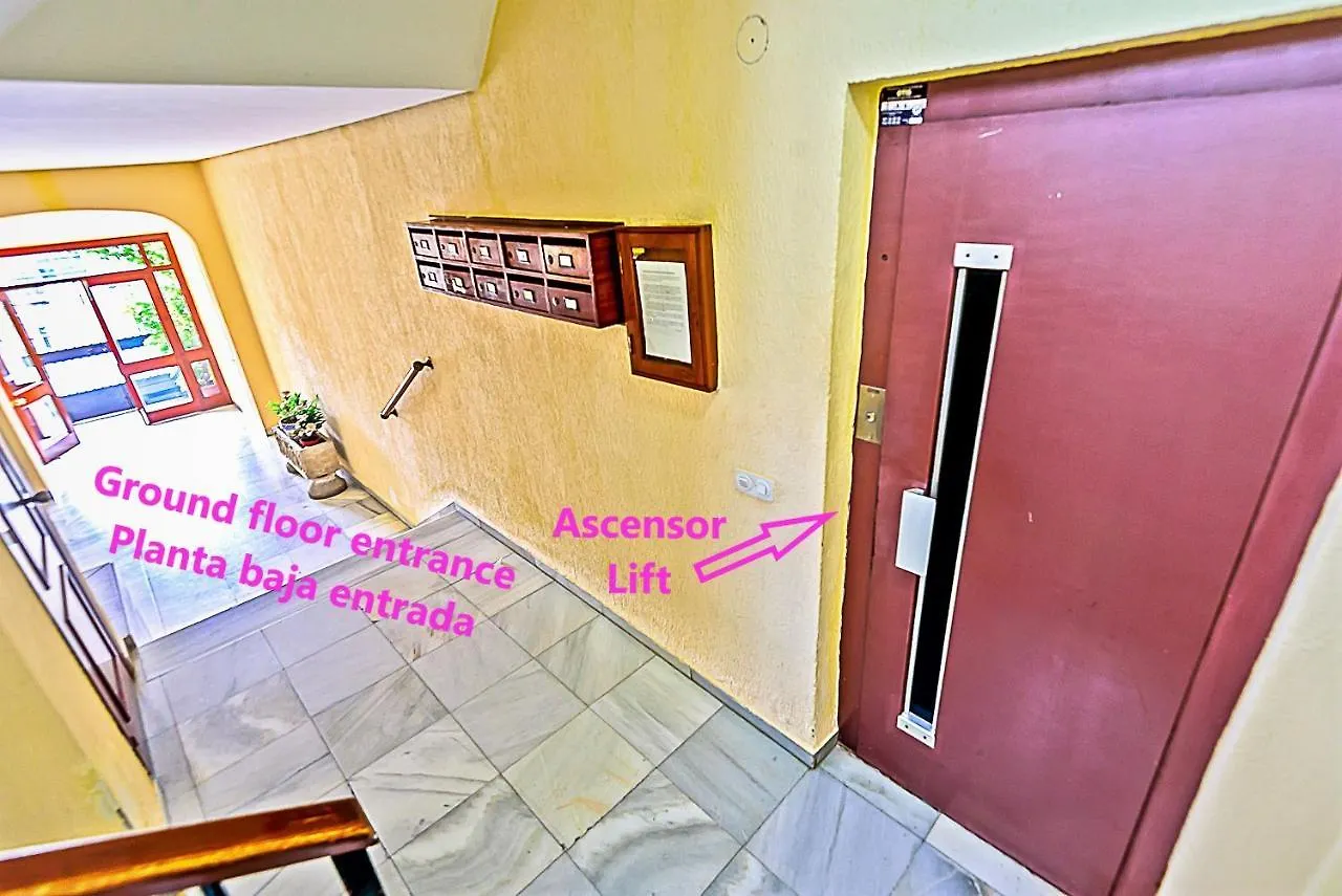 Misericordia Central 4-Bedroom Apartment With Lift El Puerto de Santa Maria