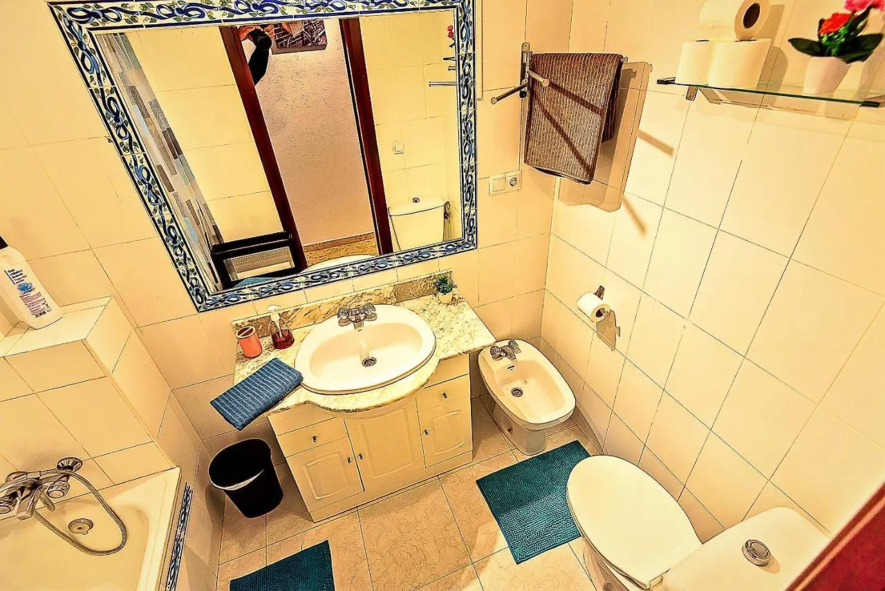 Misericordia Central 4-Bedroom Apartment With Lift El Puerto de Santa Maria Spain