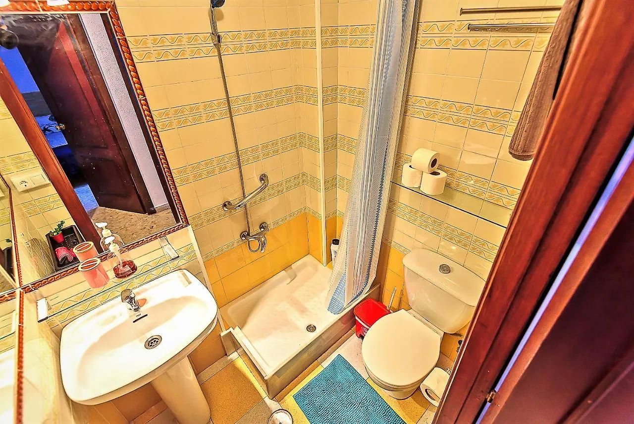 Misericordia Central 4-Bedroom Apartment With Lift El Puerto de Santa Maria 0*,  Spain